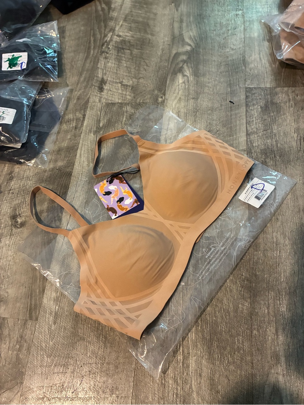 Women’s Honeylove LiftWear Silhouette Bra Sand Size XS New NWT
